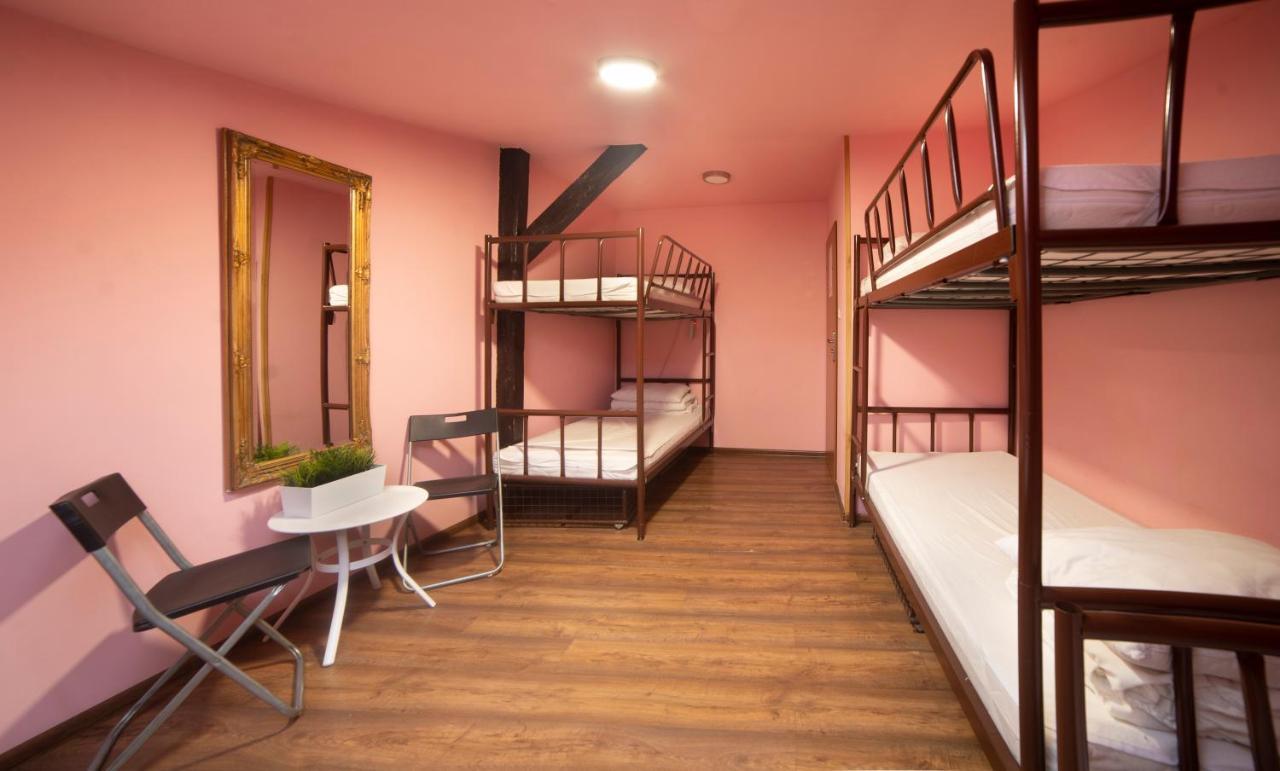 Let'S Rock Party Hostel! Age Limit From 18 Until 40! Krakov Exteriér fotografie